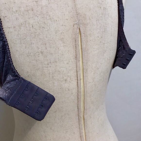 Bali NWOT Grey Bra Women 34B - Picture 7 of 9